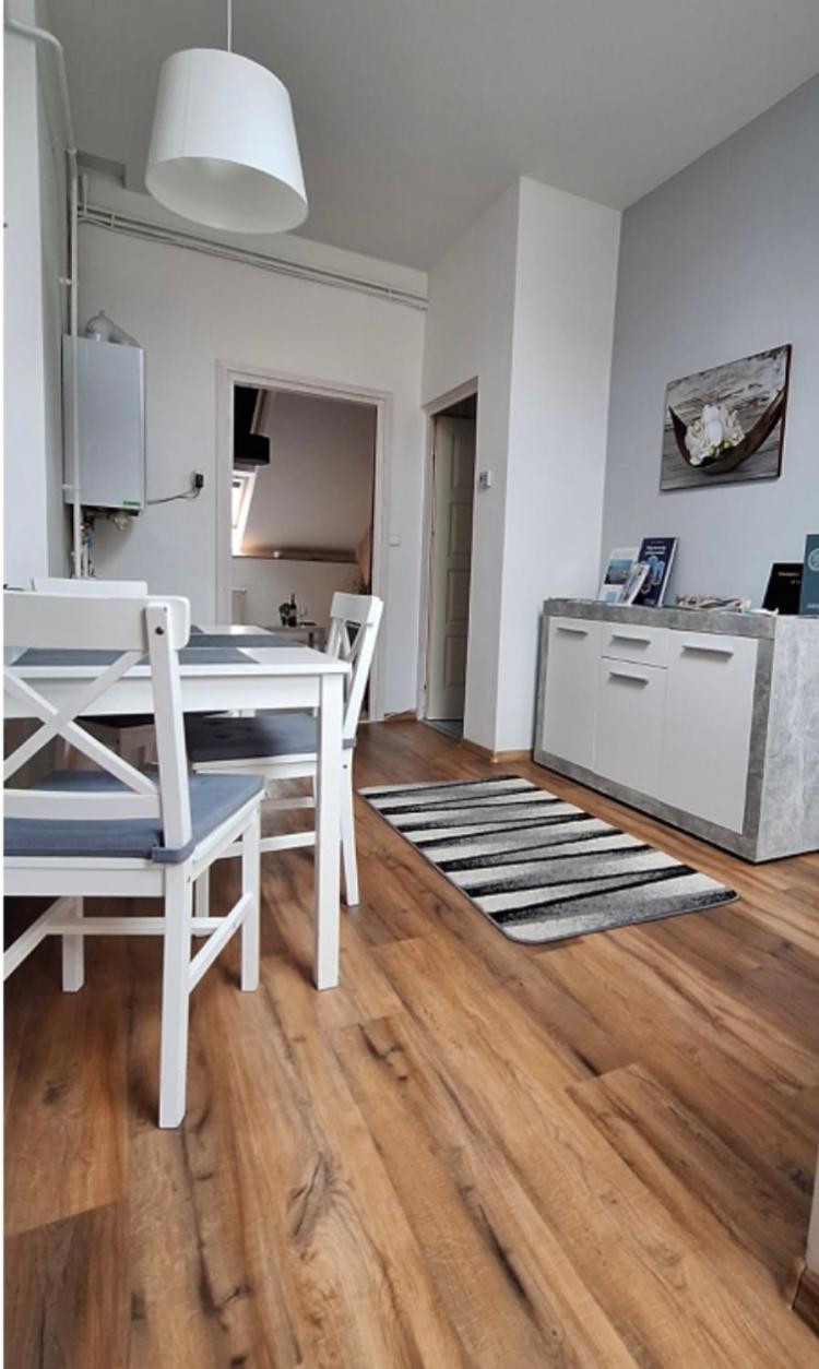 Esztergom Apartman Appartamento *